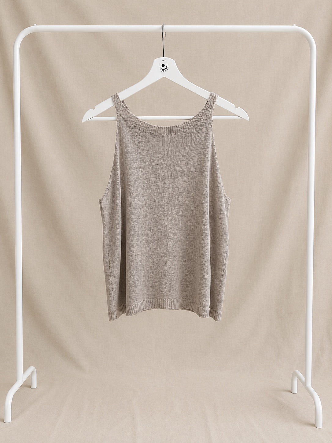 Top de Punto sin Mangas para Mujer | Top Básico Elegante y Moderno