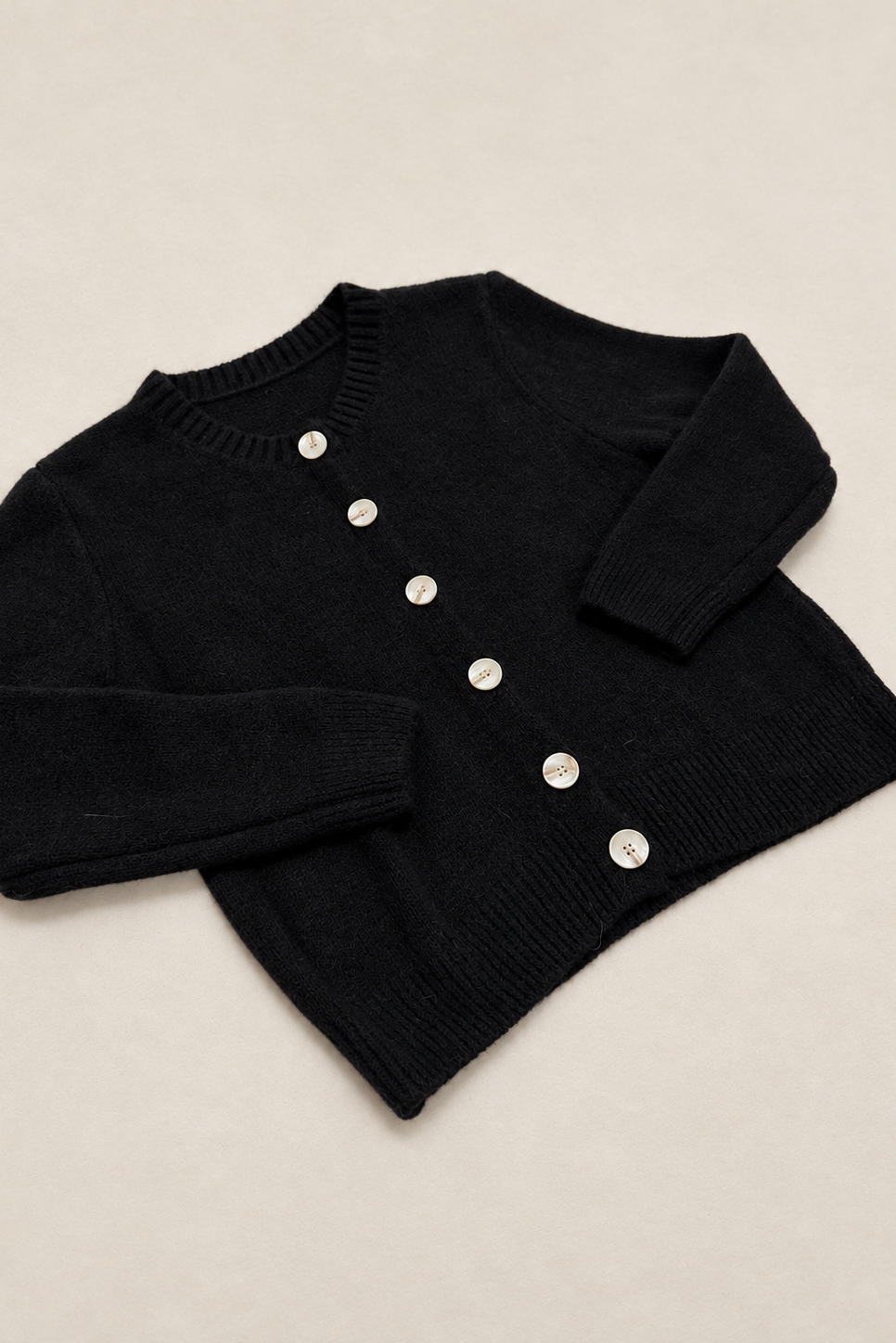 Cárdigan de Punto Negro para Mujer | Chaqueta con Botones