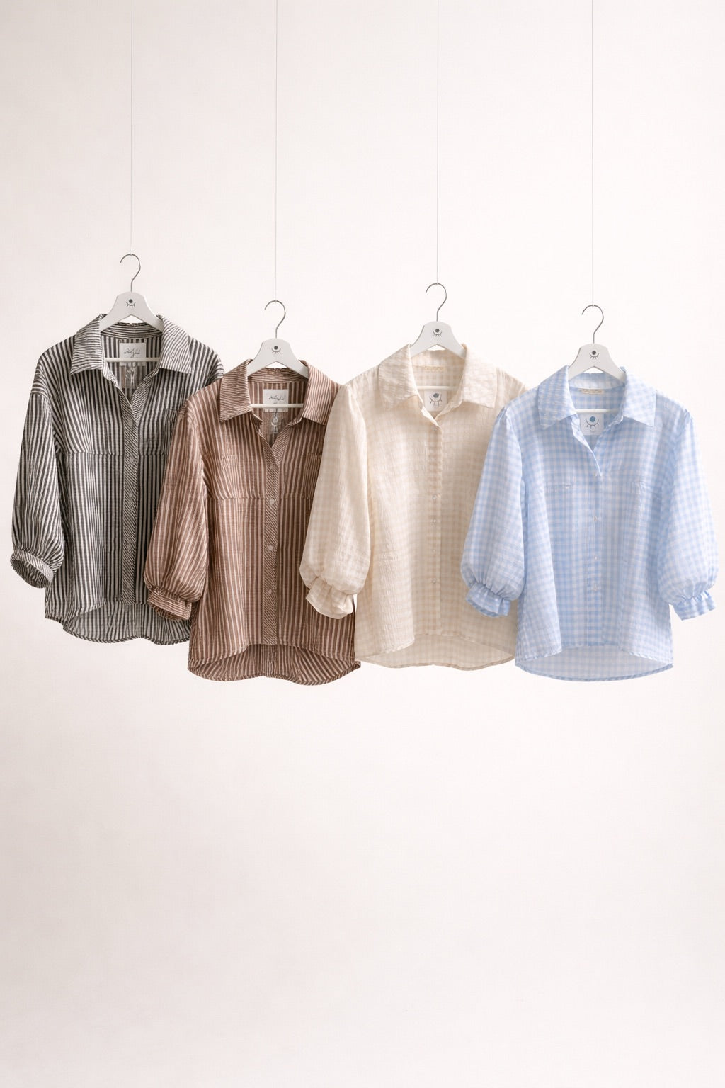 Blusa Transparente Texturizada con Cuadros Vichy Azul