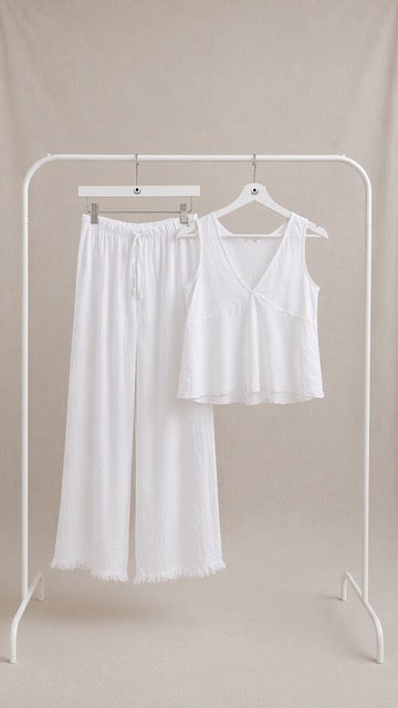 Top de Lino Estilo Minimalista con Escote en V Blanco