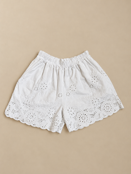 Shorts de algodón con bordado floral y cintura elástica – estilo boho