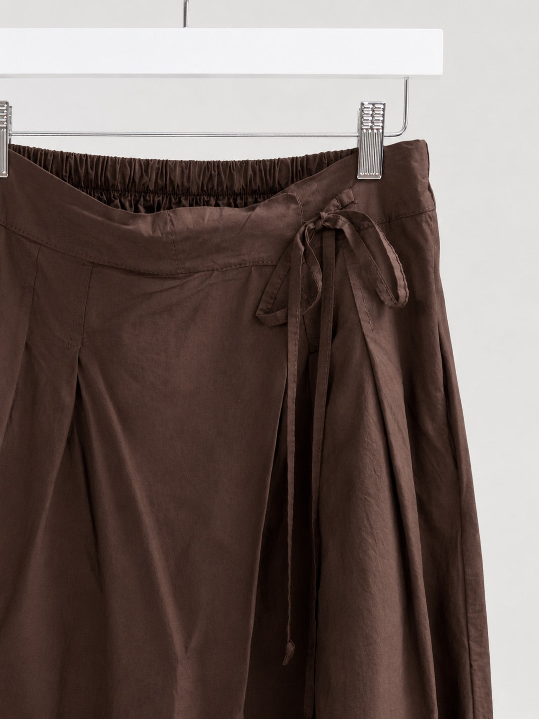 Pantalón de Algodón Marrón | Cómodo, Fresco y Elegante