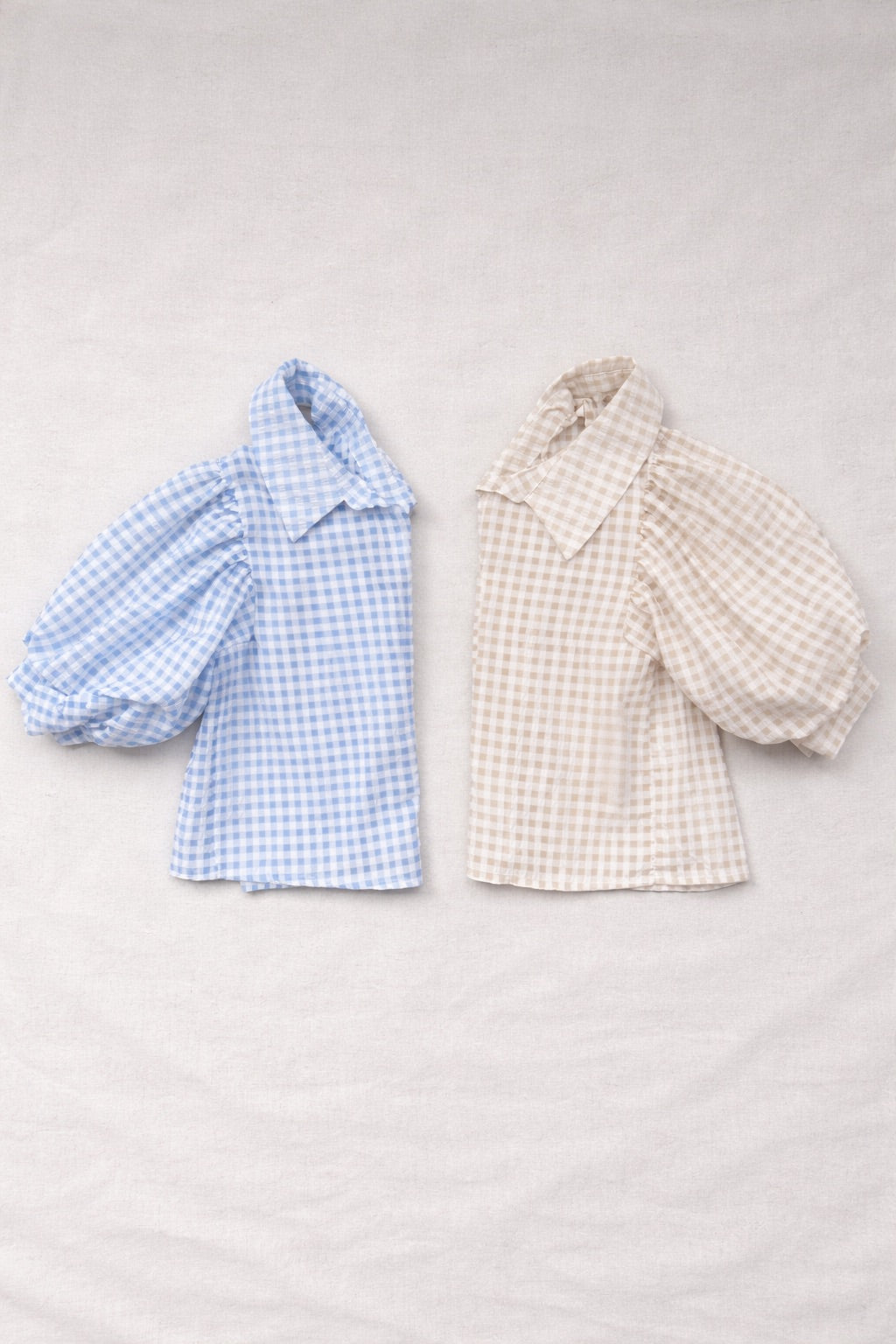 Blusa Transparente Texturizada con Cuadros Vichy Azul