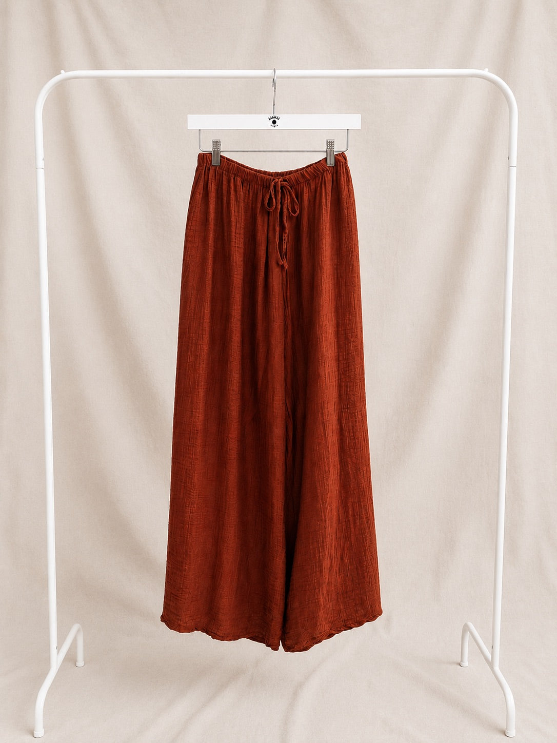 Pantalón Palazzo Texturizado | Elegante, Fresco y Versátil