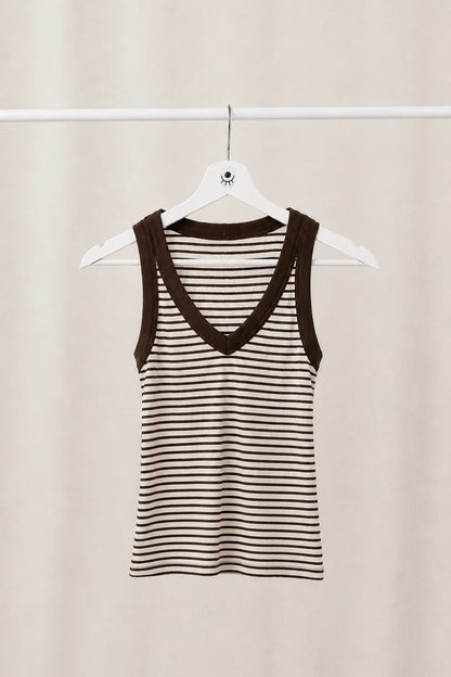 Top de rayas sin mangas con escote en V – básico elegante y favorecedor