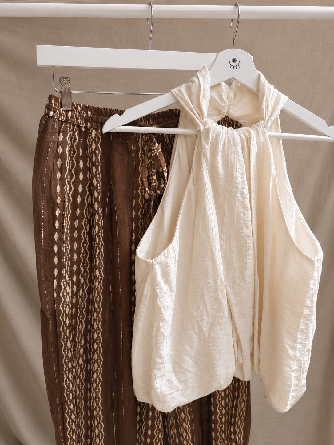 Top Halter Bombacho | Blusa Fluida, Fresca y Elegante