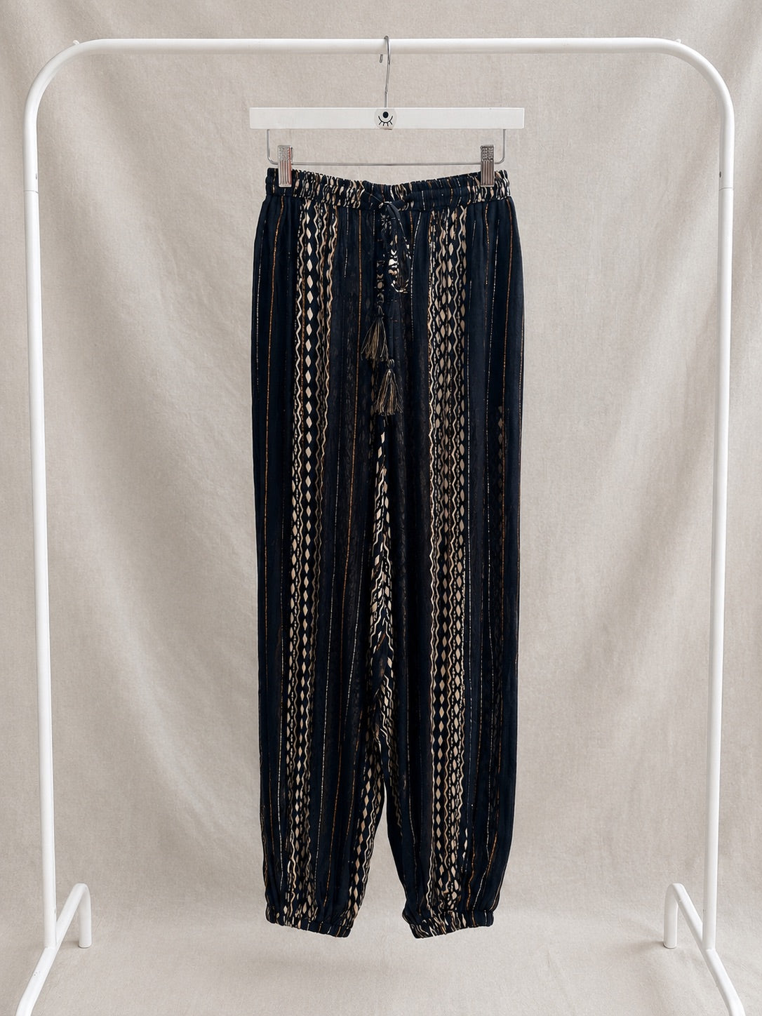 Pantalón Étnico Estampado | Cómodo, Boho y Moderno