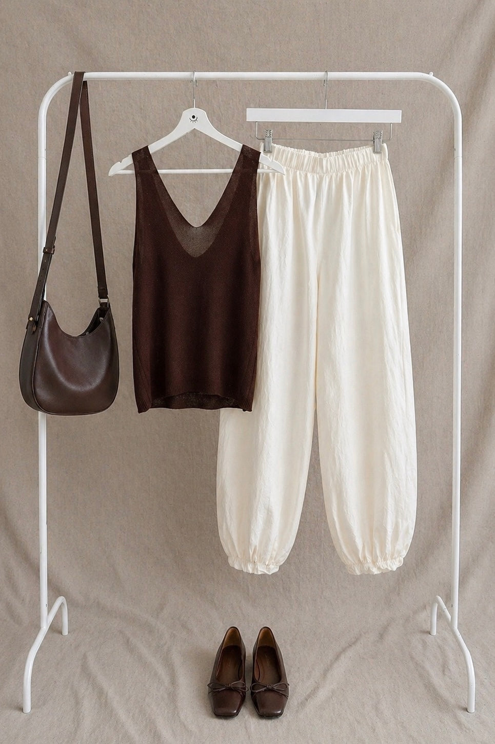 Pantalón bombacho blanco de algodón – cintura elástica y bajo ajustado cómodo