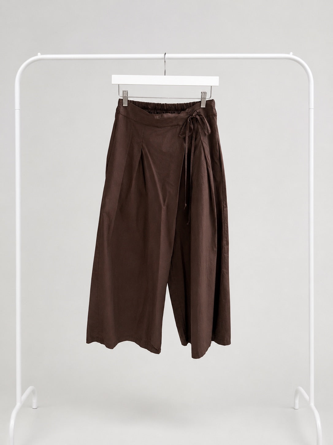 Pantalón de Algodón Marrón | Cómodo, Fresco y Elegante