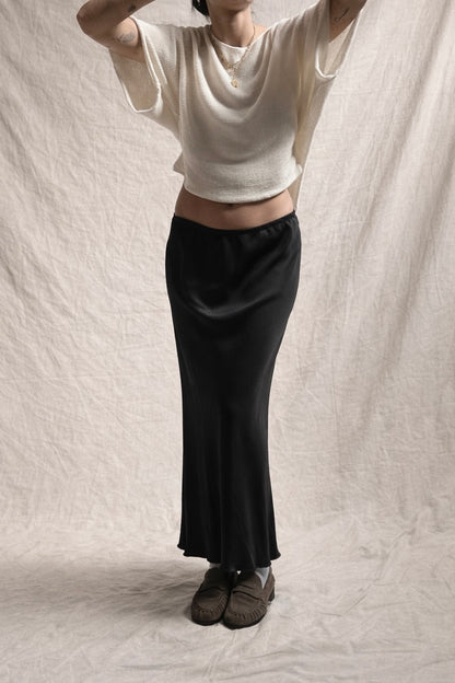 Falda Satinada Midi Negro