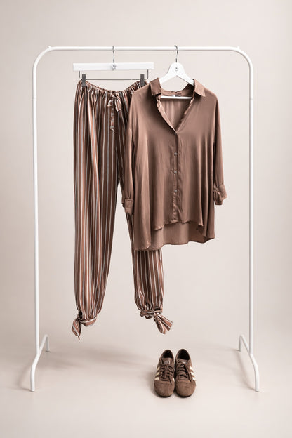 Camisa Oversize Satinada Marrón